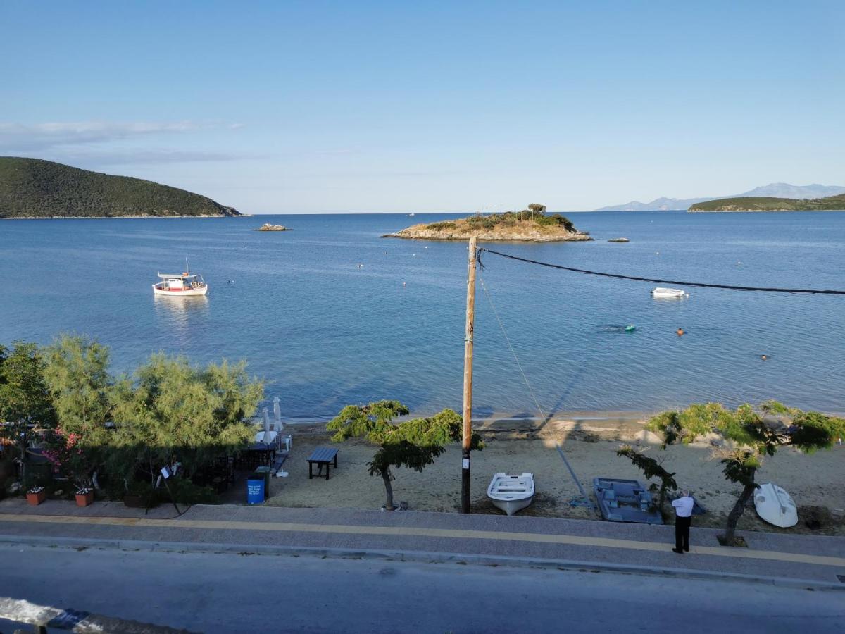 Villa Tasos Néa Péramos 외부 사진