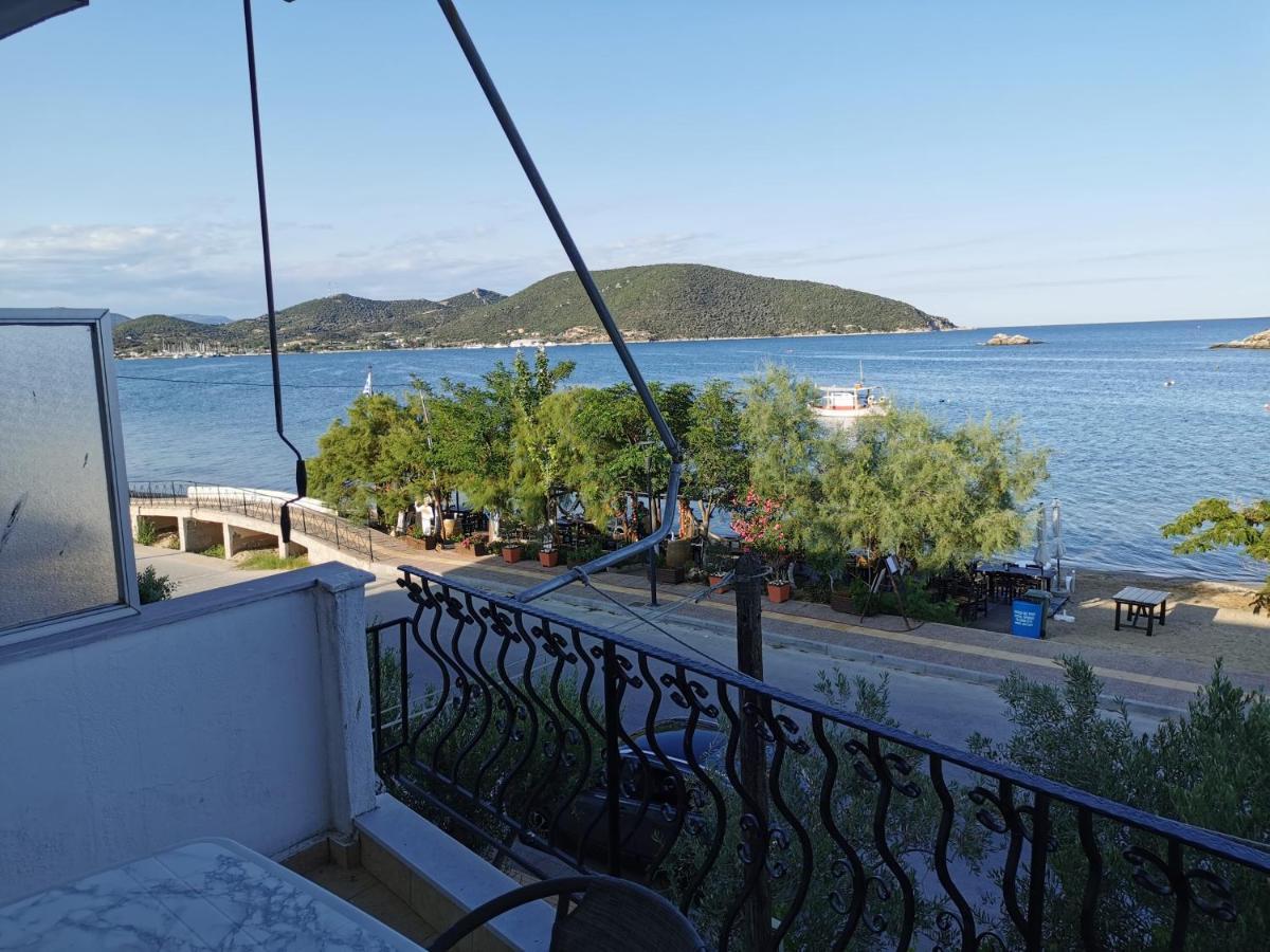 Villa Tasos Néa Péramos 외부 사진