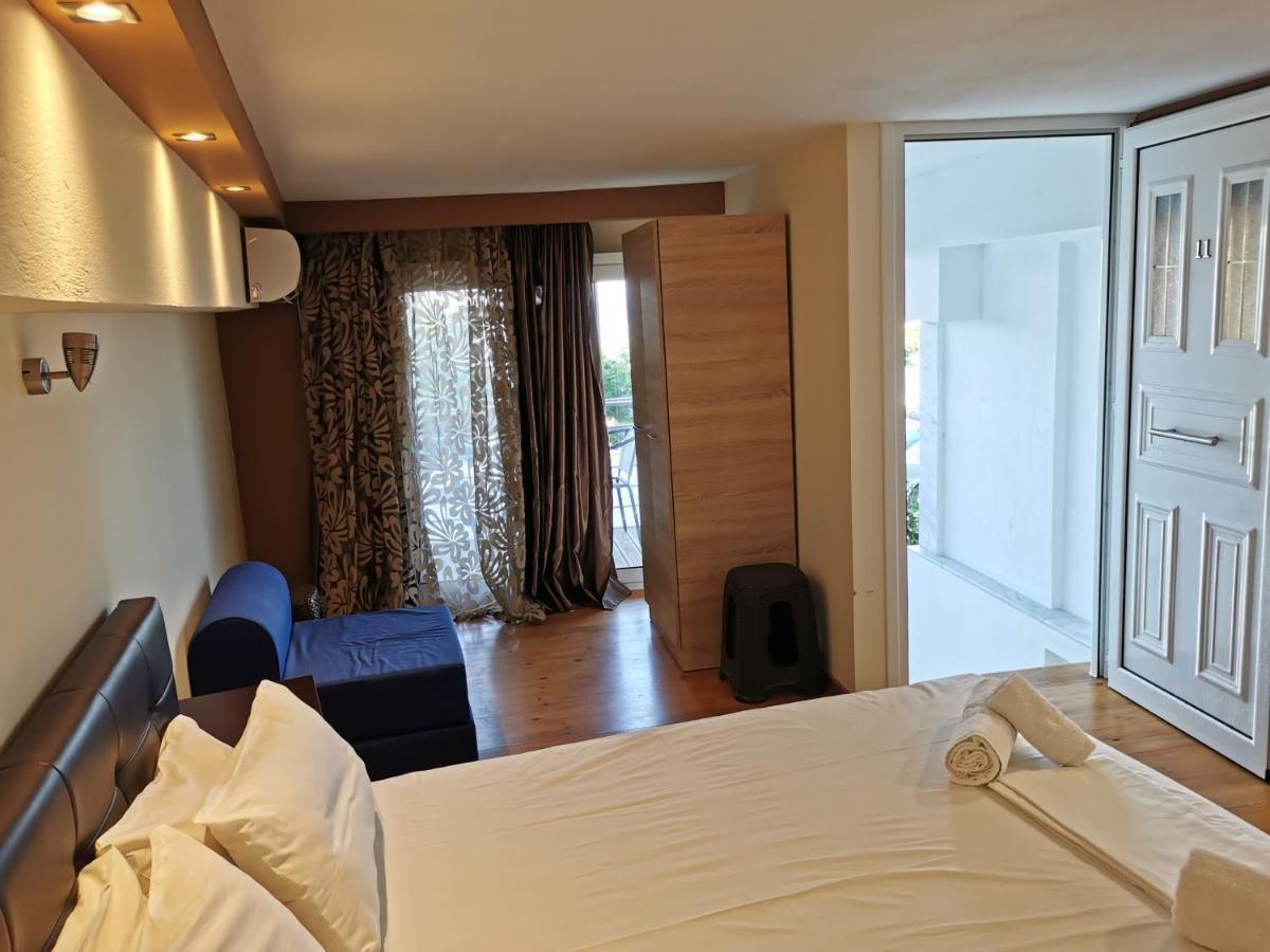 Villa Tasos Néa Péramos 외부 사진
